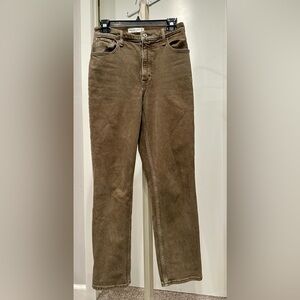 Abercrombie & Fitch Distressed Brown 90’s Straight Ultra High Rise Jeans Sz. 26
